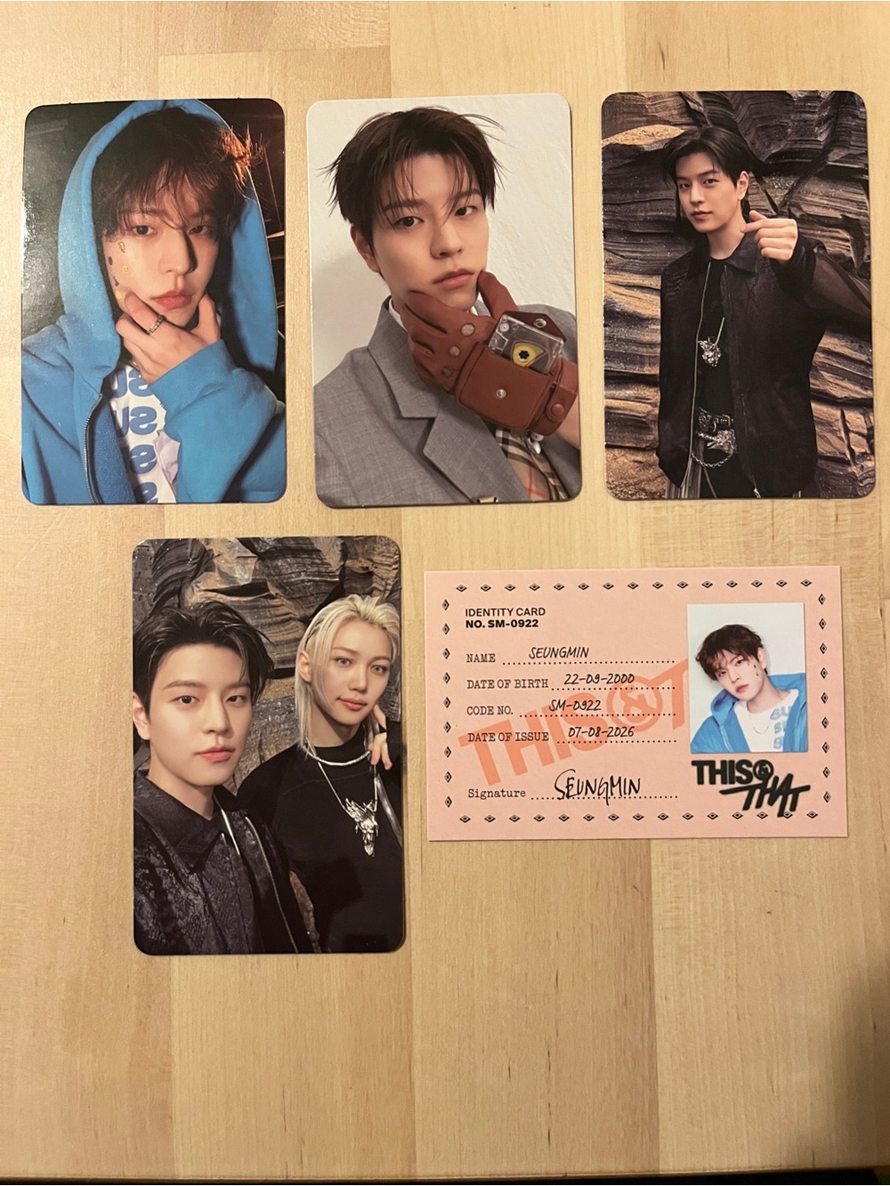 NEW Set of 5 OFFICIAL Seungmin of Stray Kids photocards (set #7) This & That!